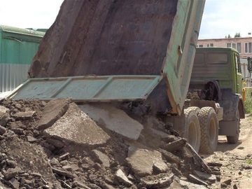 Вывоз строительного мусора. Вывоз боя кирпича, бетонного боя, разбитого асфальта. +7 (966) 190-55-66
