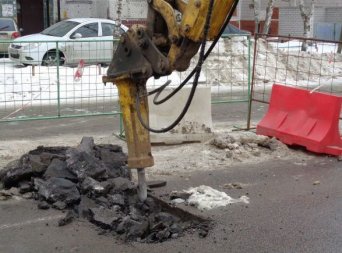Демонтаж покрытий гидромолотом. Вывоз мусора►Услуги самосвалов и экскаватора с гидромолотом. +7 (966) 190-55-66 Вскрытие, демонтаж асфальта | Электросталь, Ногинск