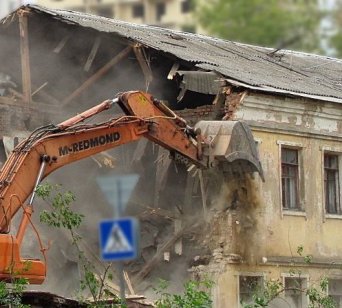 Демонтаж строений экскаватором. Услуги демонтажа и вывоза строймусора ► +7 (966) 190-55-66 Снос зданий и сооружений | Электростали и Ногинске
