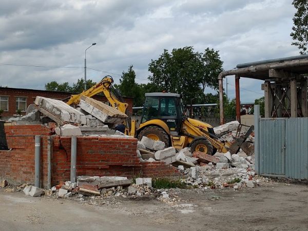 Снос зданий с вывозом строительного мусора